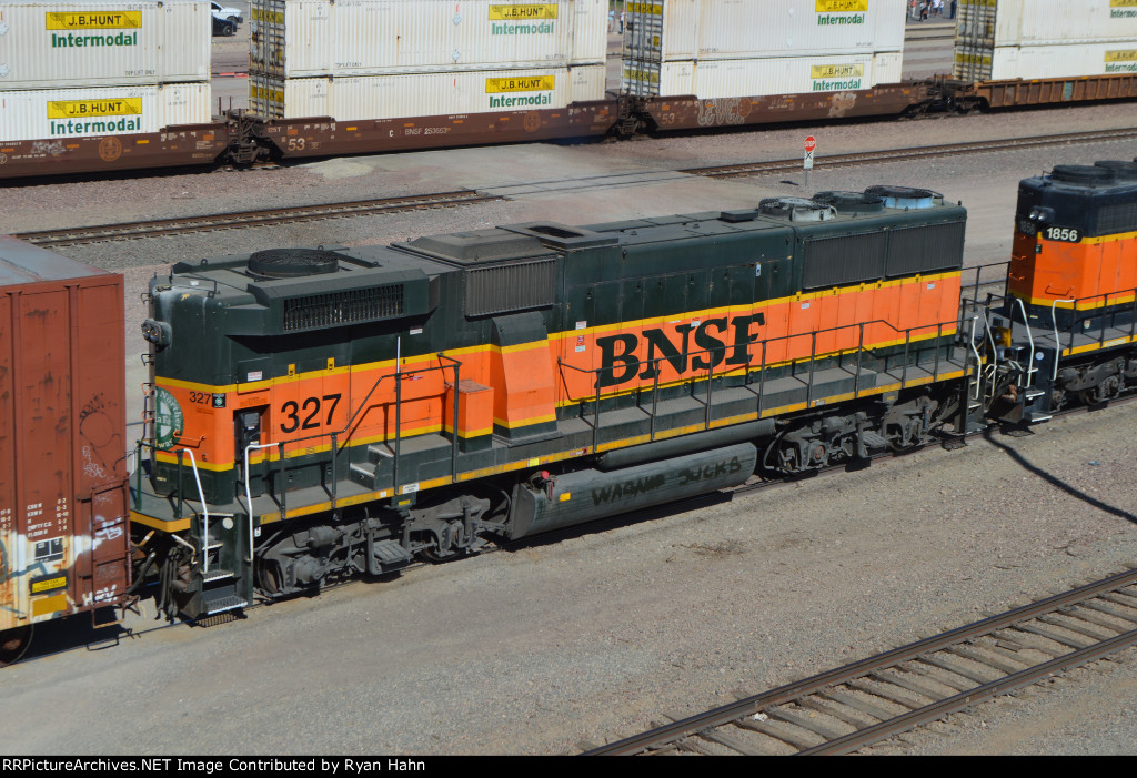 GP60B Working Barstow Yard